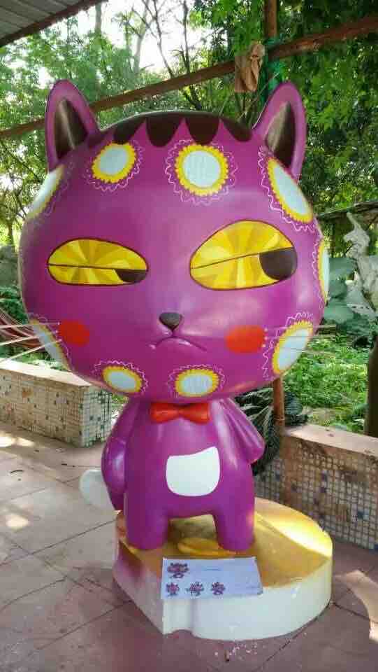 泡沫雕刻喷pu上色卡通猫  高1.1米 1800元